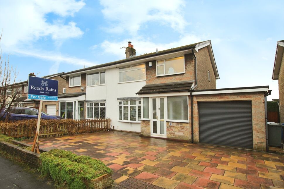 3 bedroom Semi Detached House for sale, Coniston Avenue, Euxton, PR7