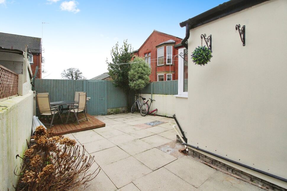 3 bedroom Mid Terrace House for sale, Bury Lane, Withnell, PR6 £190,000