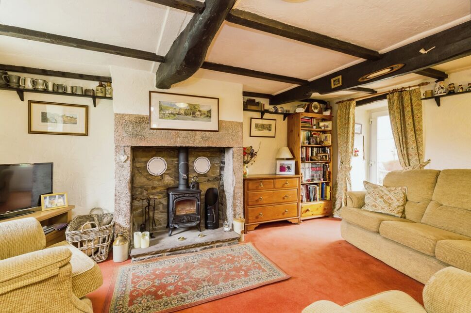 3 bedroom Mid Terrace House for sale, Blackburn Road, Higher Wheelton