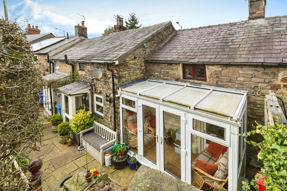 3 bedroom Mid Terrace House for sale, Blackburn Road, Higher Wheelton