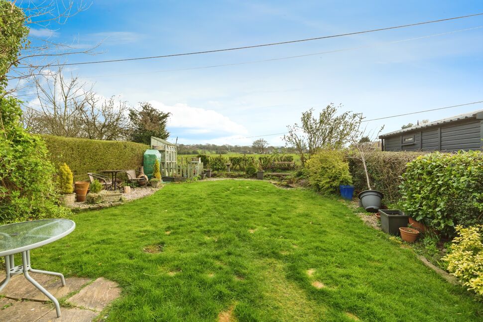 3 bedroom Mid Terrace House for sale, Blackburn Road, Higher Wheelton