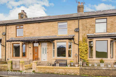 Pleasant View, 2 bedroom Mid Terrace House for sale, £375,000