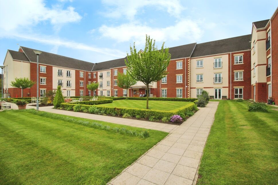 Main image of 1 bedroom  Flat for sale, Oakbridge Drive, Buckshaw Village, Lancashire, PR7