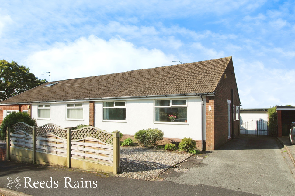 Main image of 2 bedroom Semi Detached Bungalow for sale, Spring Crescent, Whittle-Le-Woods, Lancashire, PR6