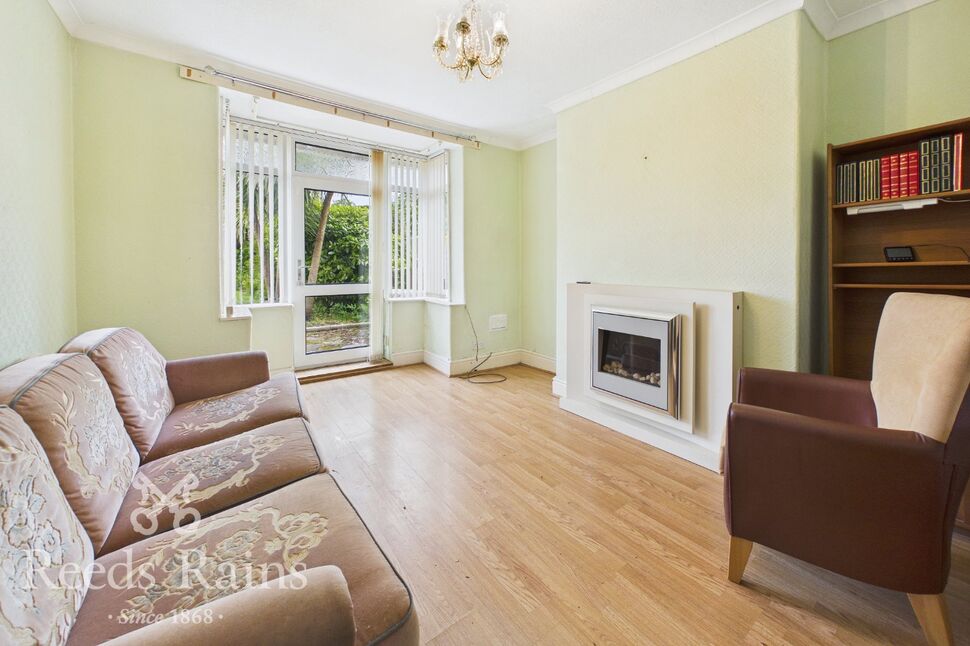 Rear Lounge / Dining Room