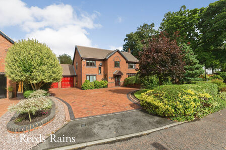 The Walled Garden, 4 bedroom Detached House for sale, £750,000