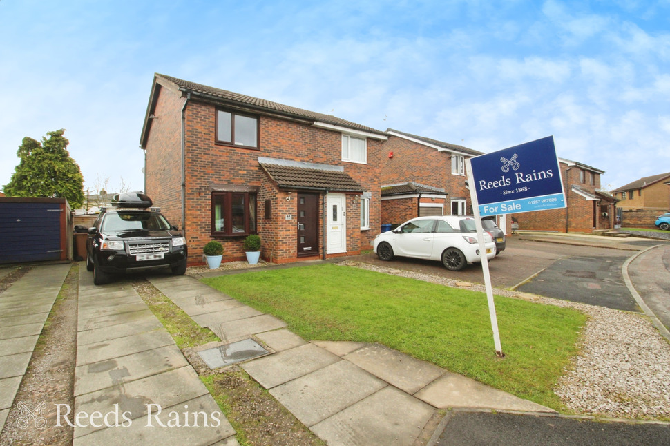 Main image of 2 bedroom Semi Detached House for sale, Kiln Croft, Clayton-le-Woods, Lancashire, PR6