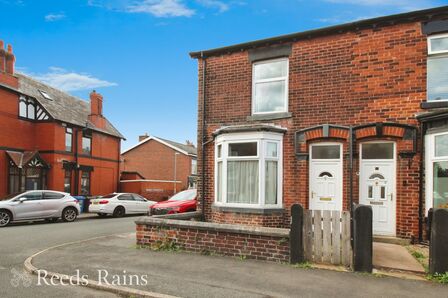 2 bedroom End Terrace House for sale