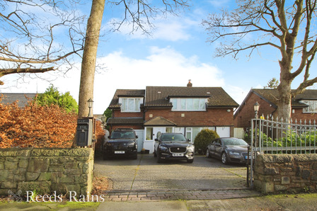 Preston Road, 4 bedroom Detached House to rent, £2,000 pcm