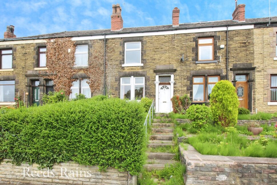 2 bedroom Mid Terrace House for sale