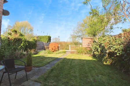 2 bedroom Semi Detached House to rent