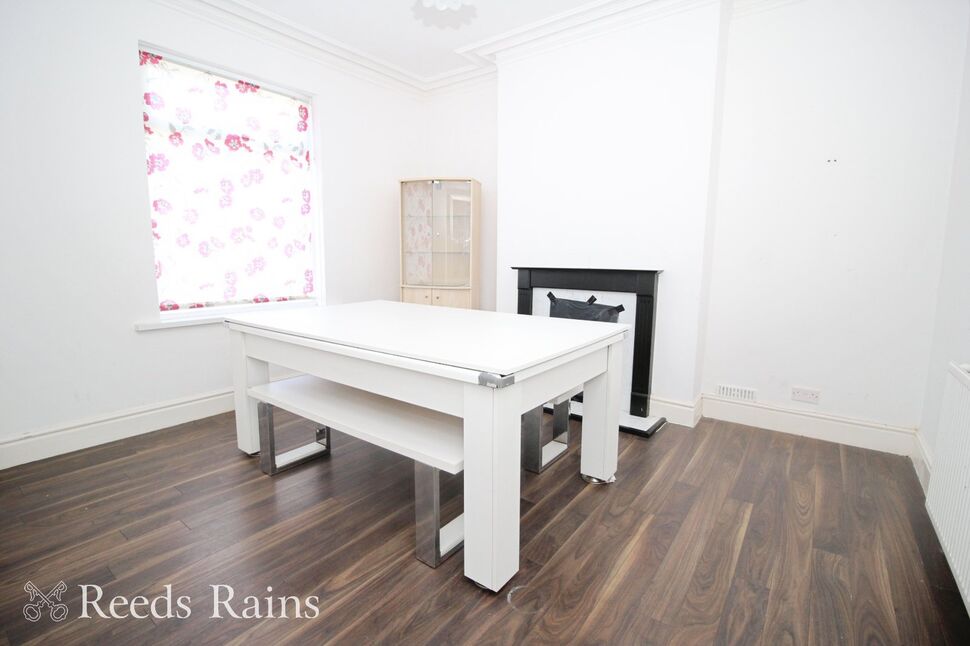 Lounge / Dining Room