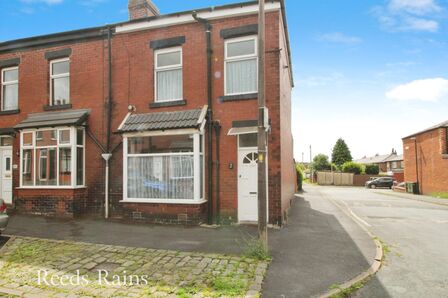 Westwell Road, 2 bedroom End Terrace House for sale, £125,000