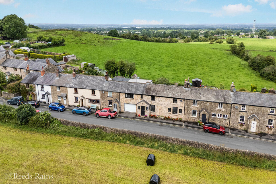 Main image of 4 bedroom Mid Terrace Property for sale, Top O'The Lane, Brindle, Lancashire, PR6