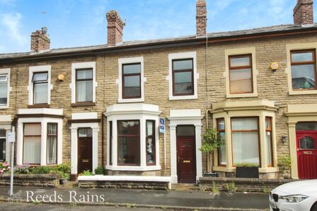 Westminster Road, 2 bedroom Mid Terrace House to rent, £895 pcm