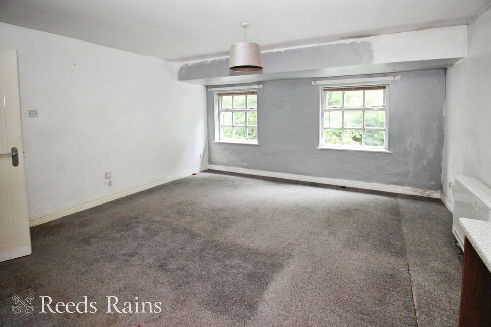 Lounge / Kitchen