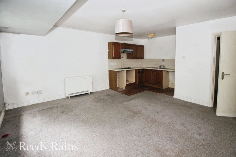 Lounge / Kitchen