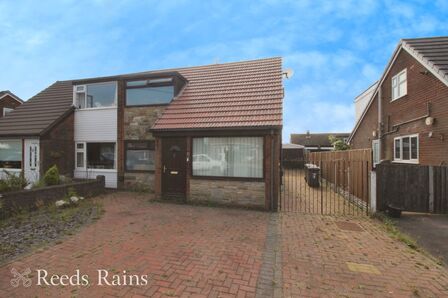 3 bedroom Semi Detached Bungalow for sale