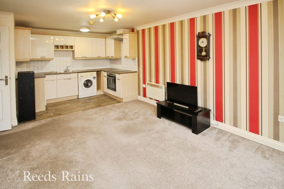 Lounge / Kitchen