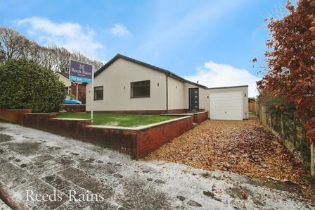 4 bedroom Detached Bungalow for sale