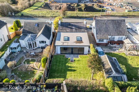 Blackburn Road, 3 bedroom Detached Bungalow for sale, &pound;400,000