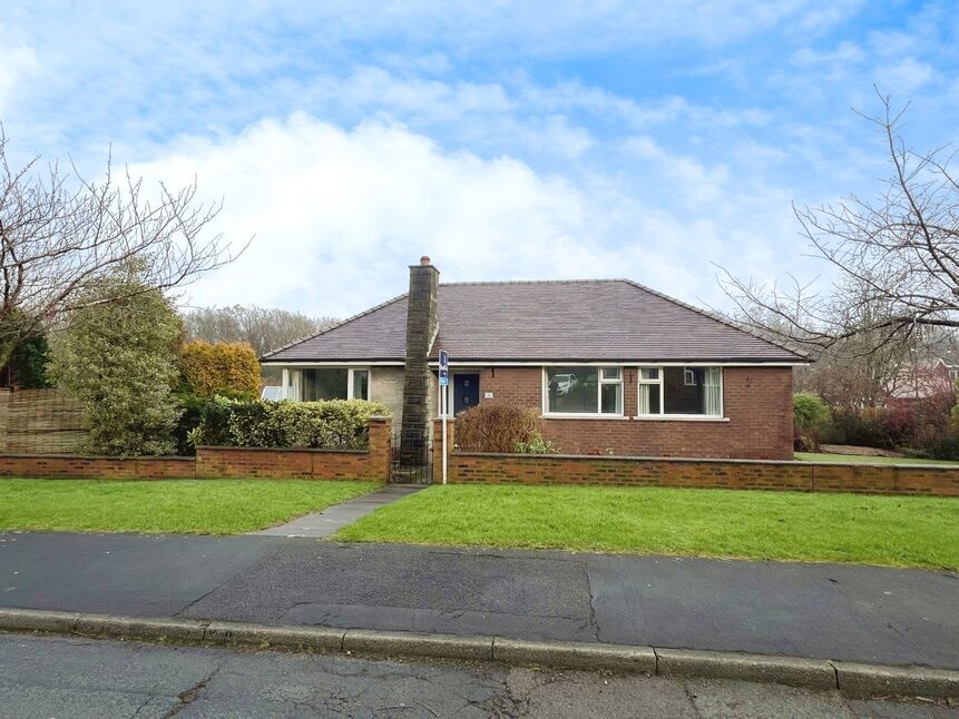 Main image of 3 bedroom Detached Bungalow to rent, Glamis Drive, Chorley, Lancashire, PR7