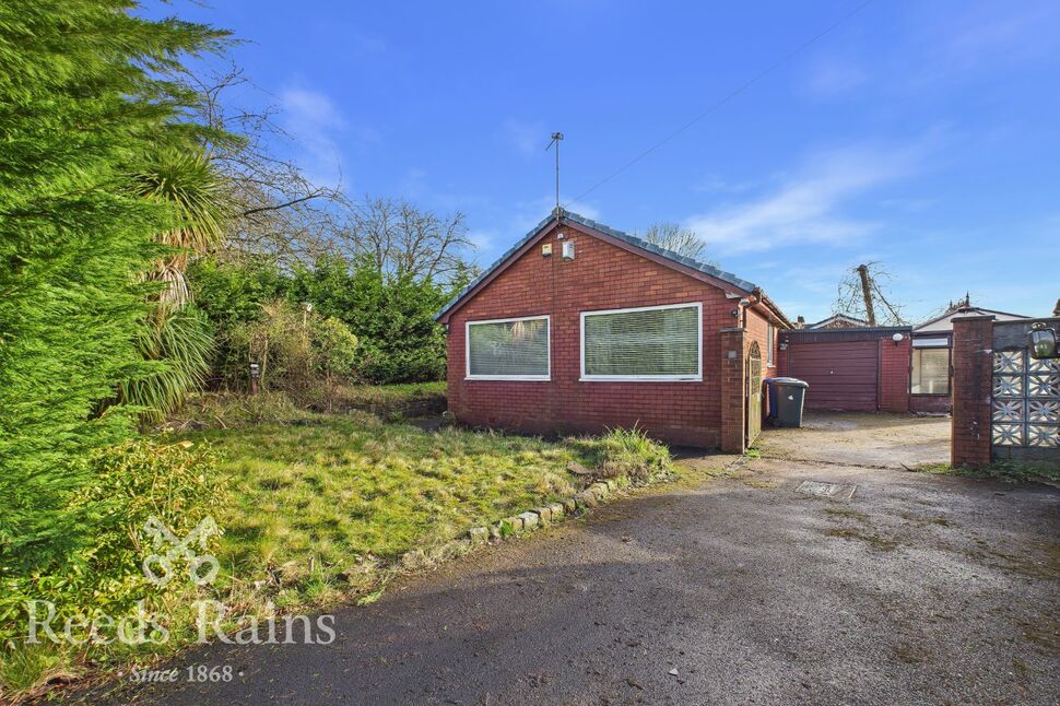 2 bedroom Detached Bungalow for sale