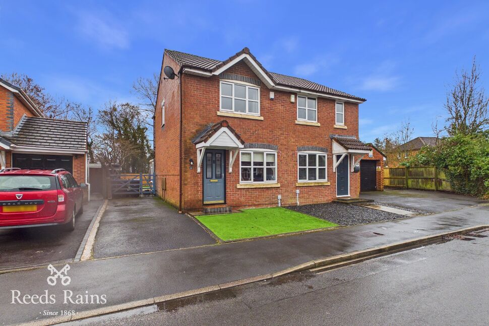 Main image of 2 bedroom Semi Detached House for sale, Hedgerows Road, Leyland, Lancashire, PR25