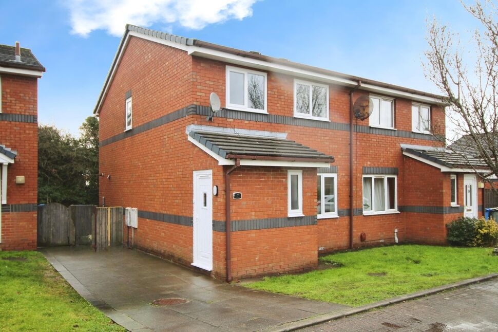 Main image of 3 bedroom House to rent, Canal Walk, Chorley, Lancashire, PR6