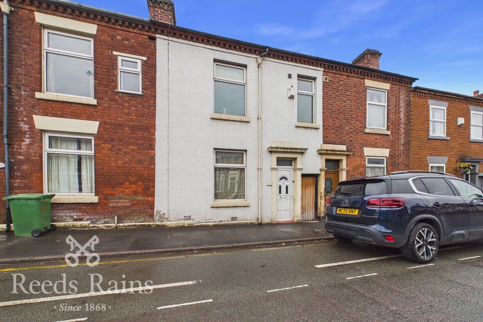 Main image of 4 bedroom Mid Terrace House for sale, Bolton Road, Chorley, Lancashire, PR7