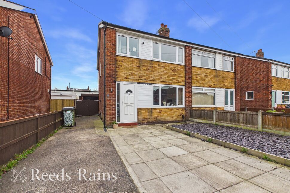 Main image of 3 bedroom Semi Detached House for sale, Mellor Road, Leyland, Lancashire, PR25
