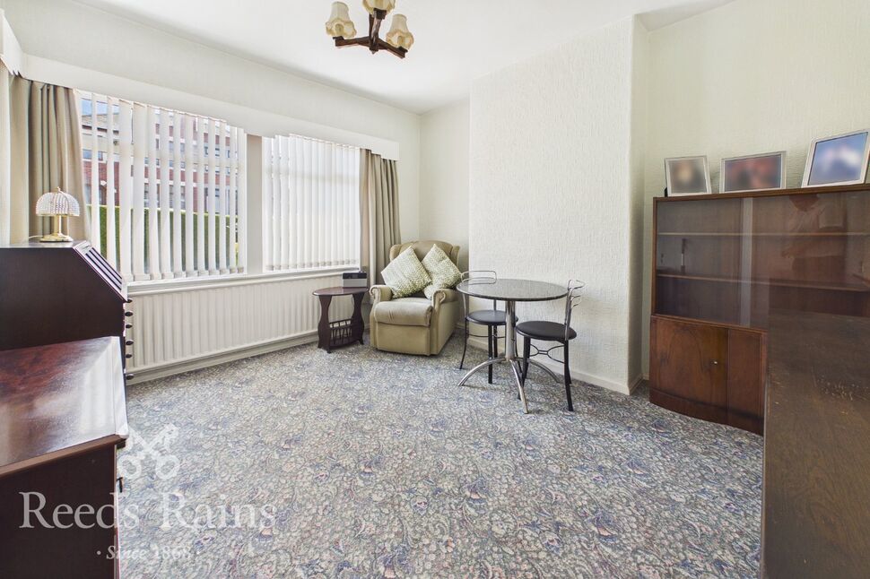 Front Lounge / Dining Room