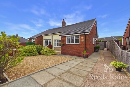 3 bedroom Semi Detached Bungalow for sale