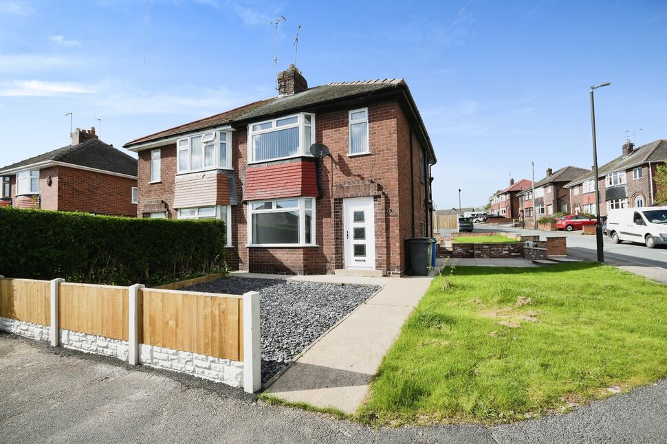 Main image of 3 bedroom Semi Detached House to rent, Franklyn Drive, Staveley, Derbyshire, S43