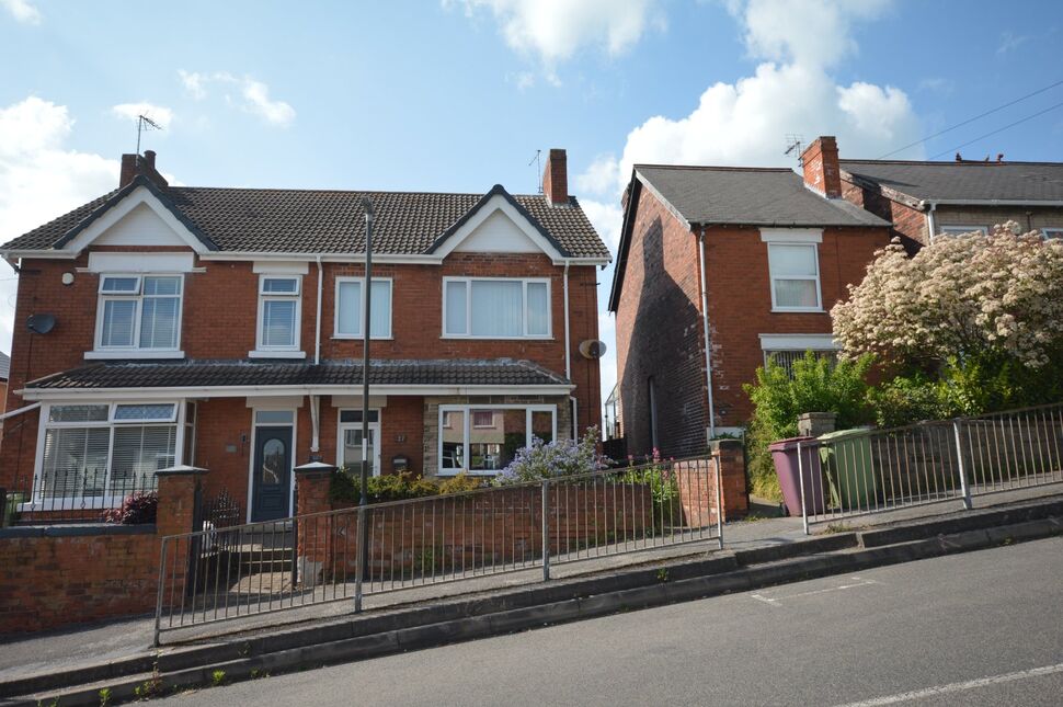 4 bedroom End Terrace House for sale, Foljambe Road, Chesterfield, S40