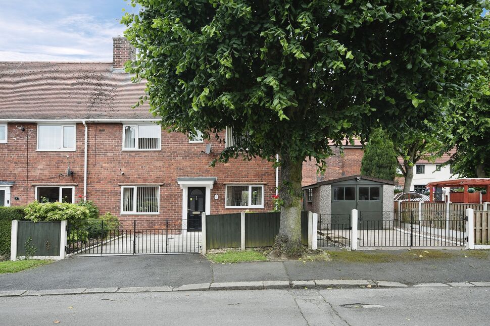 3 bedroom End Terrace House for sale