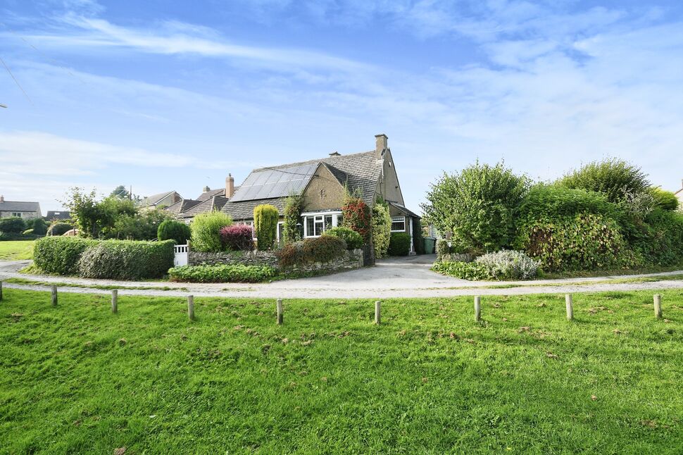 3 bedroom Detached House for sale, The Green, Wessington, DE55 £400,000