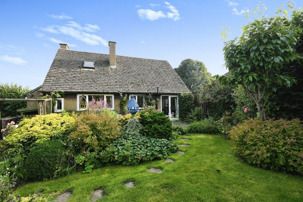 3 bedroom Detached House for sale, The Green, Wessington, DE55 £400,000