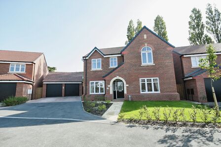 Emerald Close, 4 bedroom Detached House for sale, £395,000