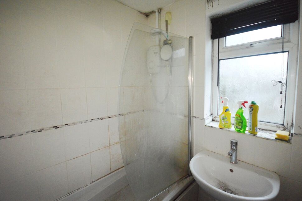 3 bedroom Semi Detached House for sale, Broom Avenue, Pilsley, S45 £