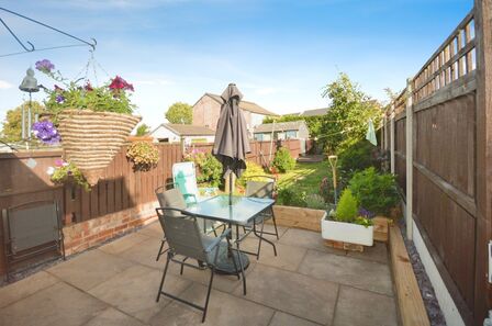 Chesterfield Road, 2 bedroom Mid Terrace House for sale, £115,000