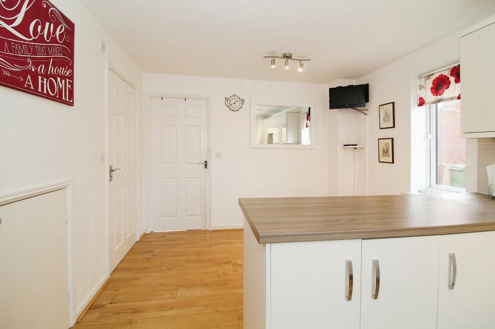 3 bedroom Semi Detached House for sale, Spinnaker Road, Clowne, S43 £