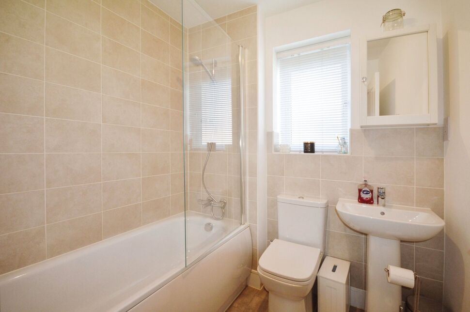 4 bedroom Semi Detached House for sale, Farnsworth Lane, Clay Cross