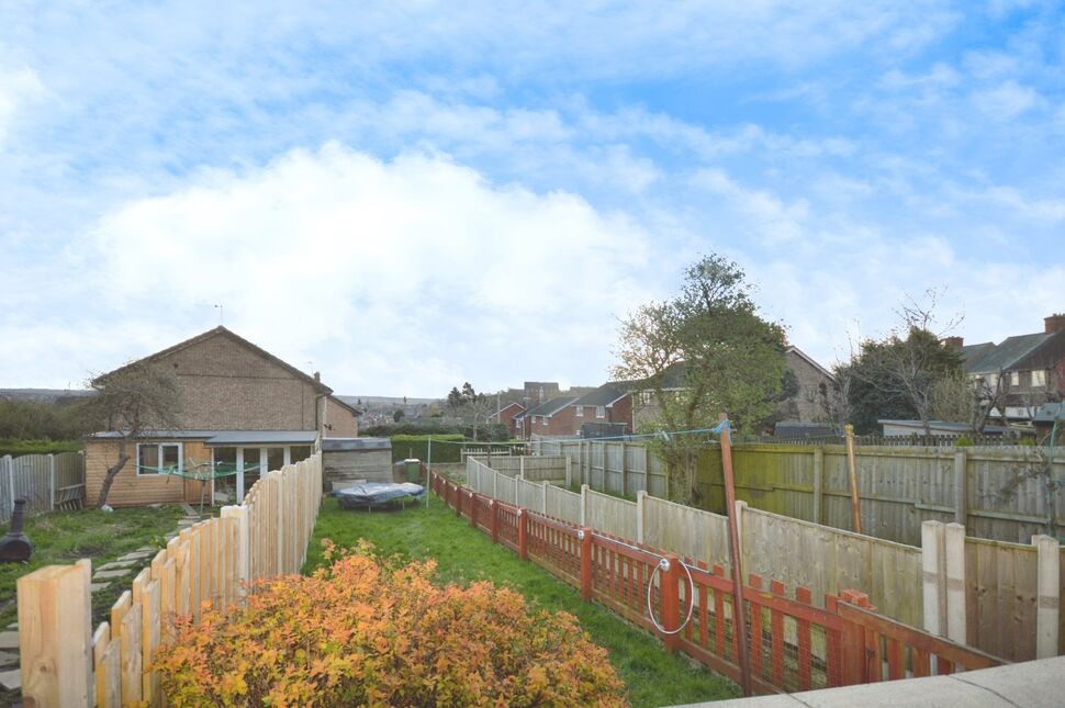 3 bedroom End Terrace House for sale, Coronation Road, Brimington, S43