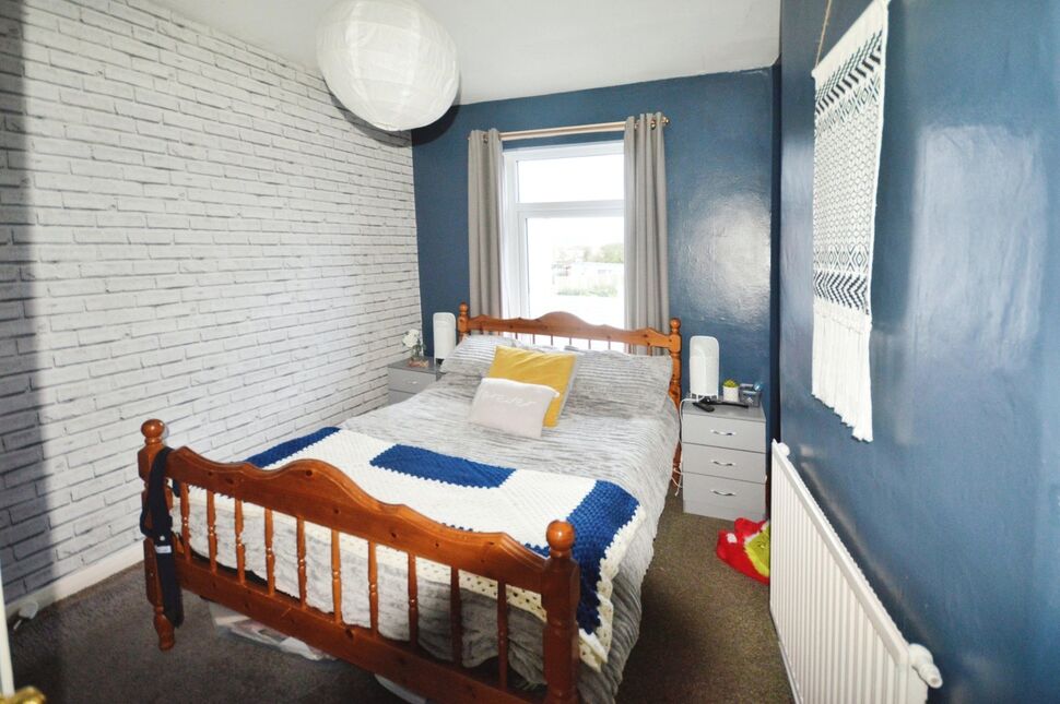 3 bedroom End Terrace House for sale, Coronation Road, Brimington, S43