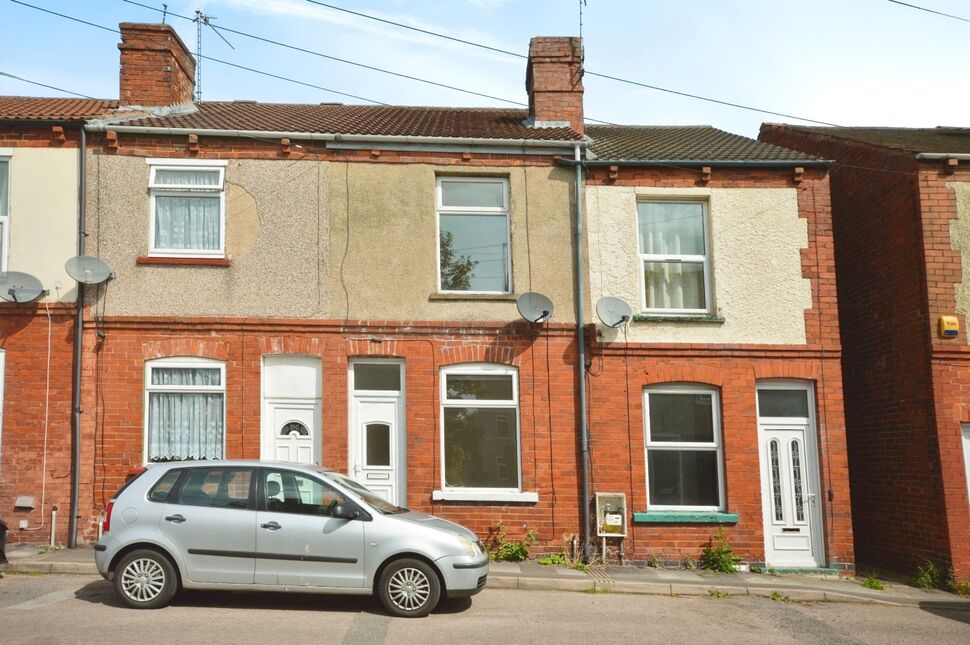 Main image of 2 bedroom Mid Terrace House to rent, Park Street, Chesterfield, Derbyshire, S40