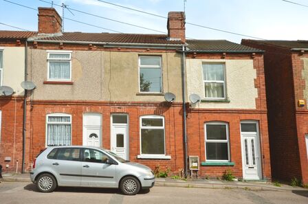 2 bedroom Mid Terrace House to rent