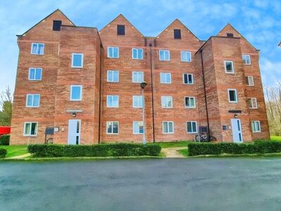 Tapton Lock Hill, 3 bedroom  Flat to rent, £775 pcm