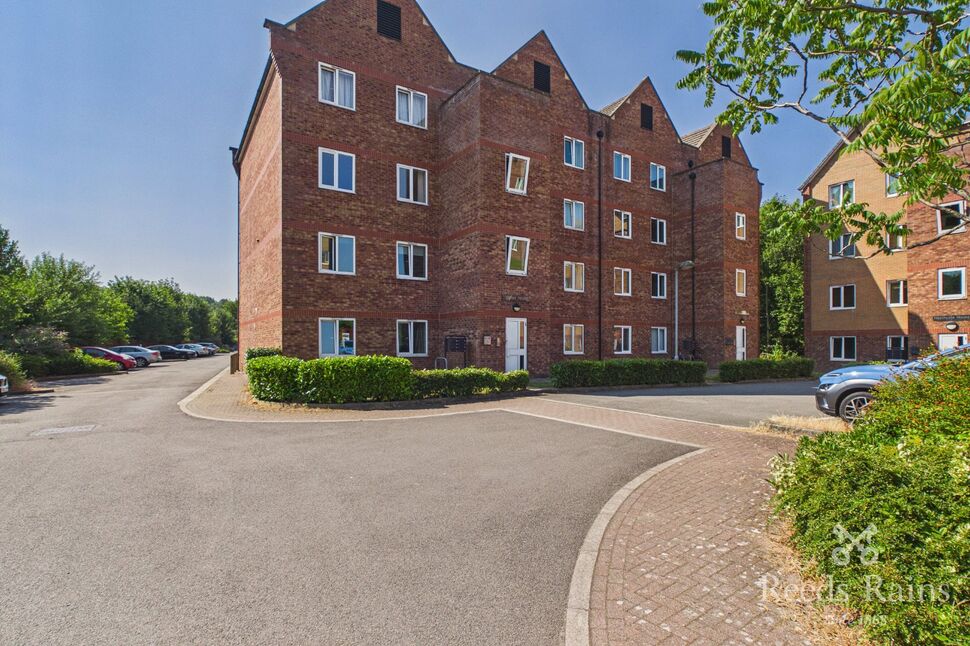 Main image of 2 bedroom Flat to rent, Tapton Lock Hill, Chesterfield, Derbyshire, S41