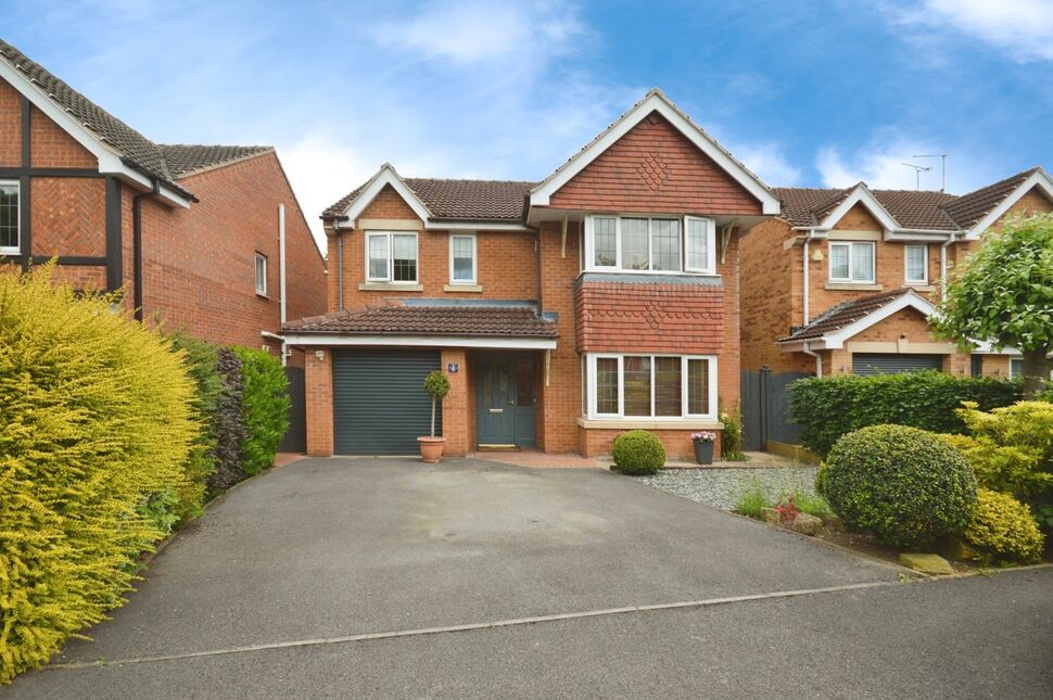Main image of 4 bedroom Detached House for sale, Marine Drive, Chesterfield, Derbyshire, S41
